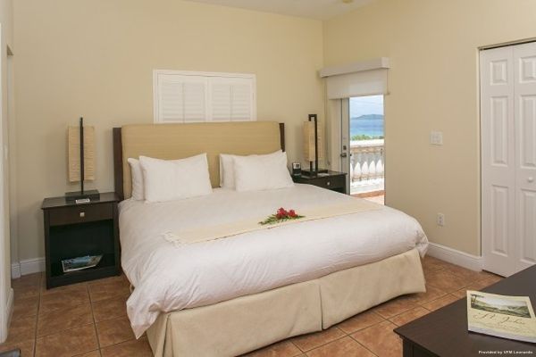 Grande Bay Resort (Cruz Bay)